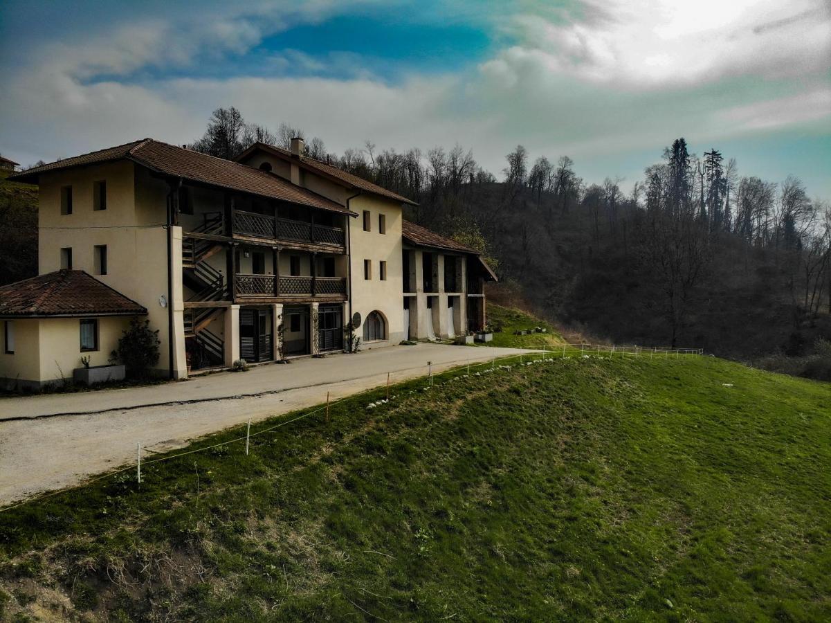 Appartamento Immerso Nella Natura Con Parcheggio - Genziana Sois エクステリア 写真